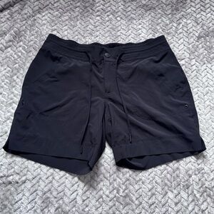 Athleta Rincon Bermuda black Shorts Womens 12